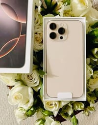 آيفون ١٦ برو ماكس • ٢٥٦ • بطارية ٩٢