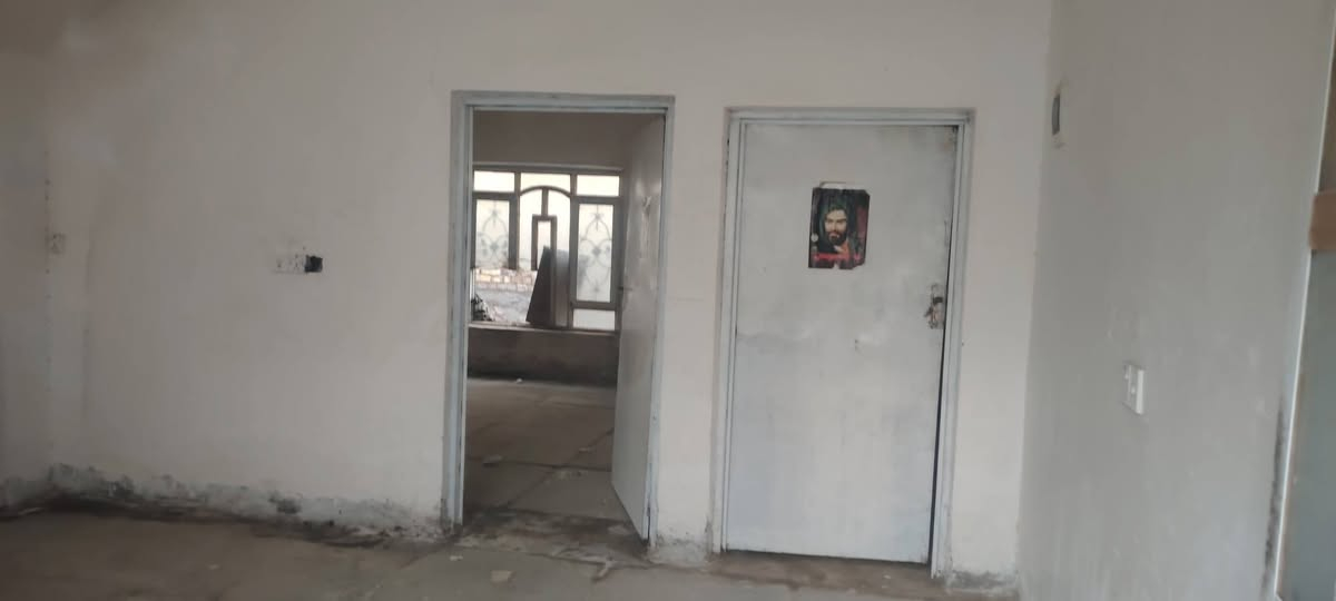 بيت زراعي • غرفتين • البوجاسم مقابل الحضارة