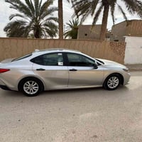 كامري 2025 Le السعر ٢٠٠ - ماشية ٣٤ 07717637352 واتس اب اتصال
