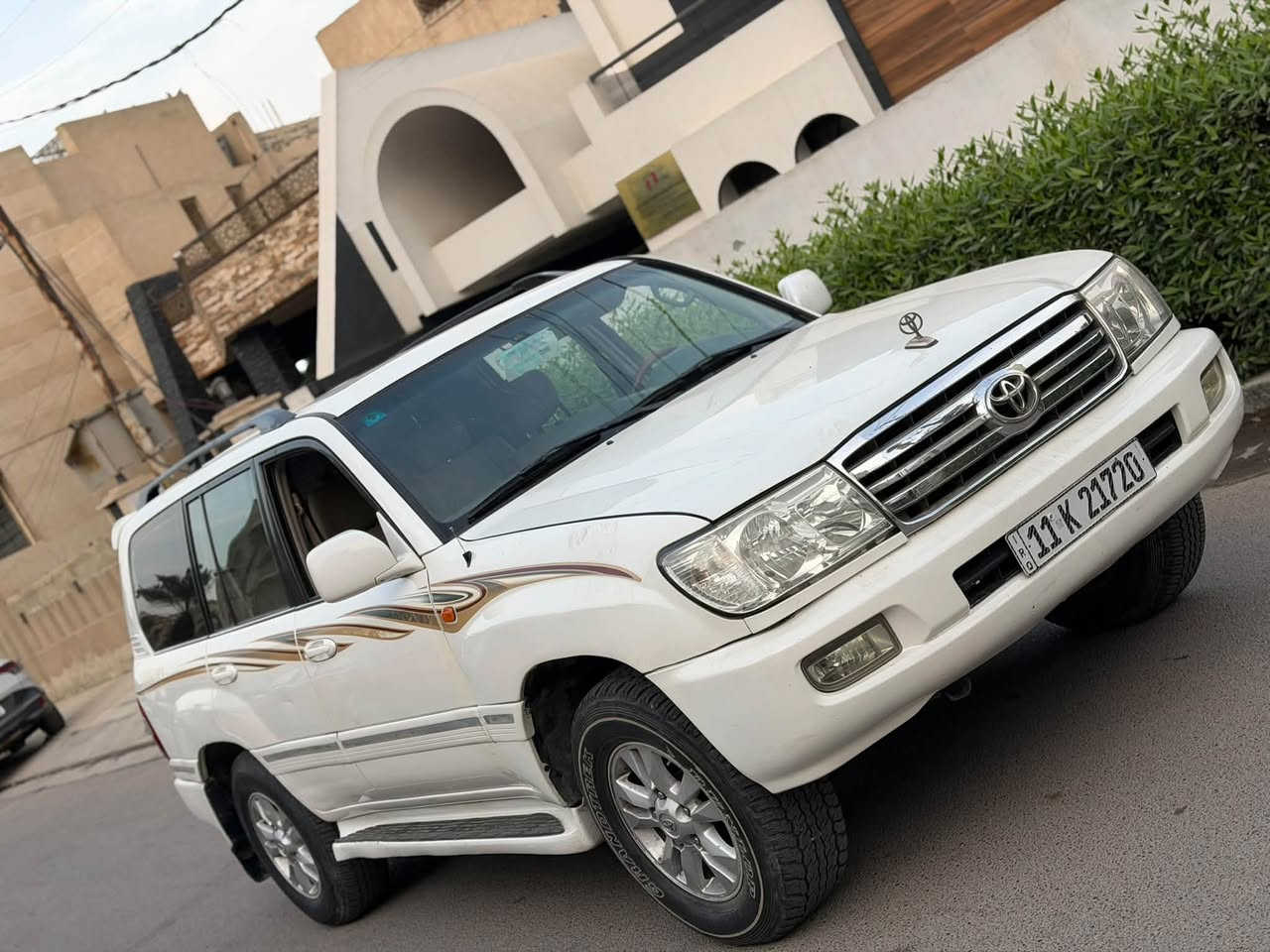 لاندكروز فول • ٢٠٠٦ • رقم بغداد