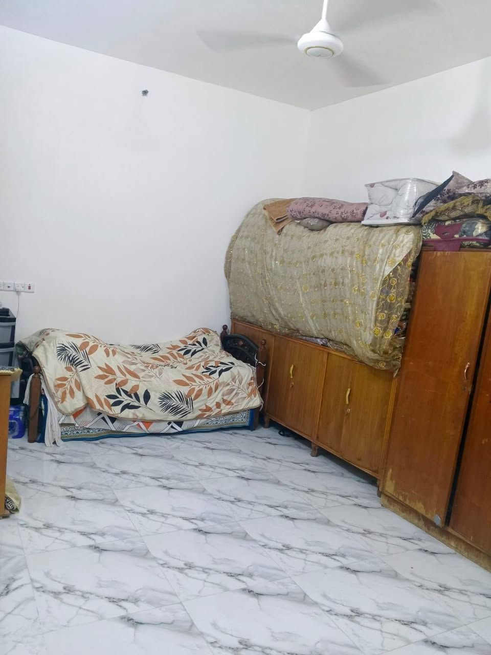 يالله🌹

تحية طيبة🌹

بيت🏠للبيع
مساحة 100 متر طابقين بناء جديد
الموقع نزلة شارع السكلة القبل شارع ام البنين

للاستفسار ☎️

***********
***********
او مراجعه مكتب رائد البنواوي للعقار 
حي الموضفين مقابل مدرسه نون والقلم الأهليه 

اهلا وسهلا🌺
