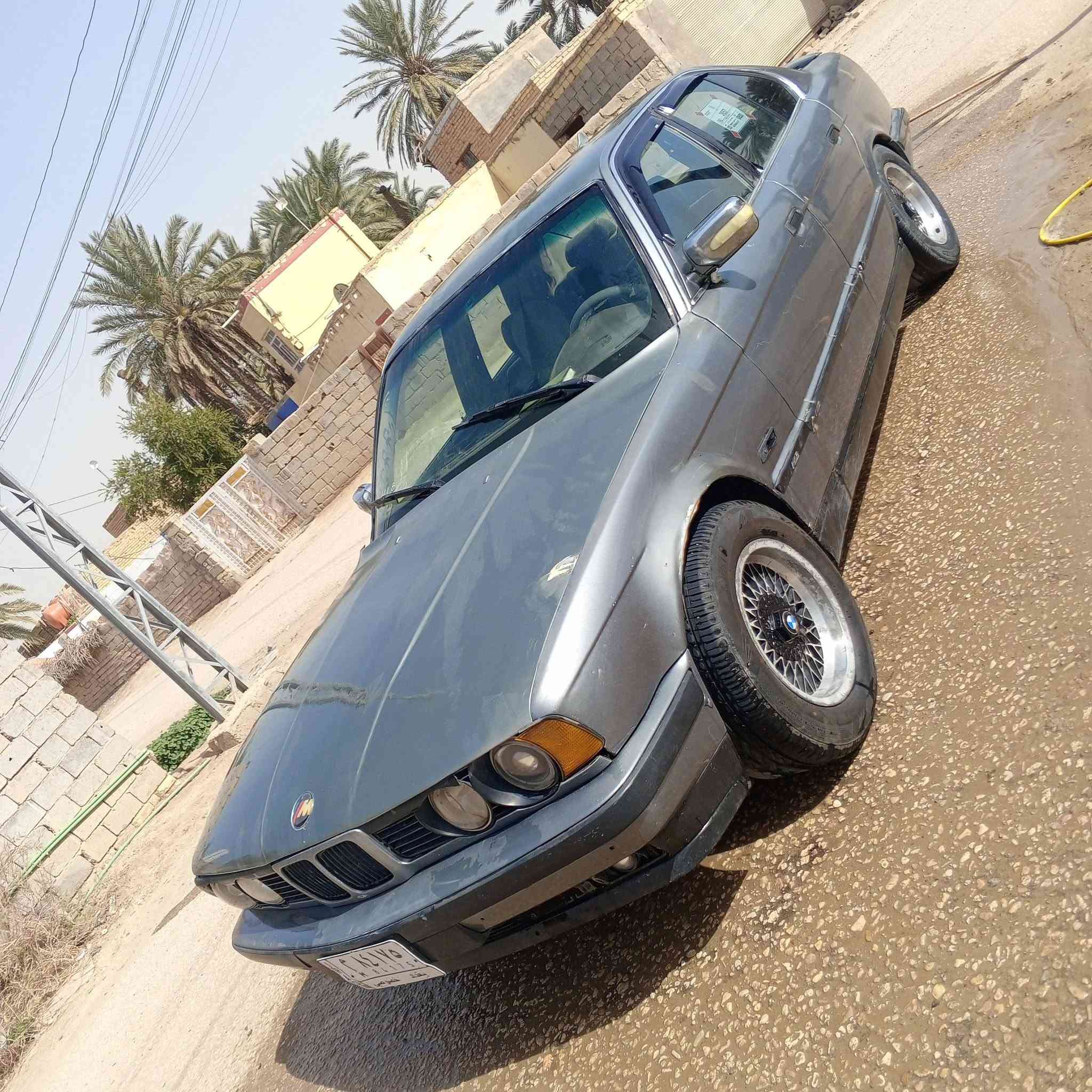 السلام عليكم بيئم موديل 93 حجم 525 اوتماتيك محرك مسكر بلادي فانوس جاهزه مكينه كير كهربائيات العنوان بابل القاسم وبالإضافة الحمزه الغربي أيضاً متواجد الرقم *********** واتساب موجود السعر 45 وبيها مجال ترهم مراوس
