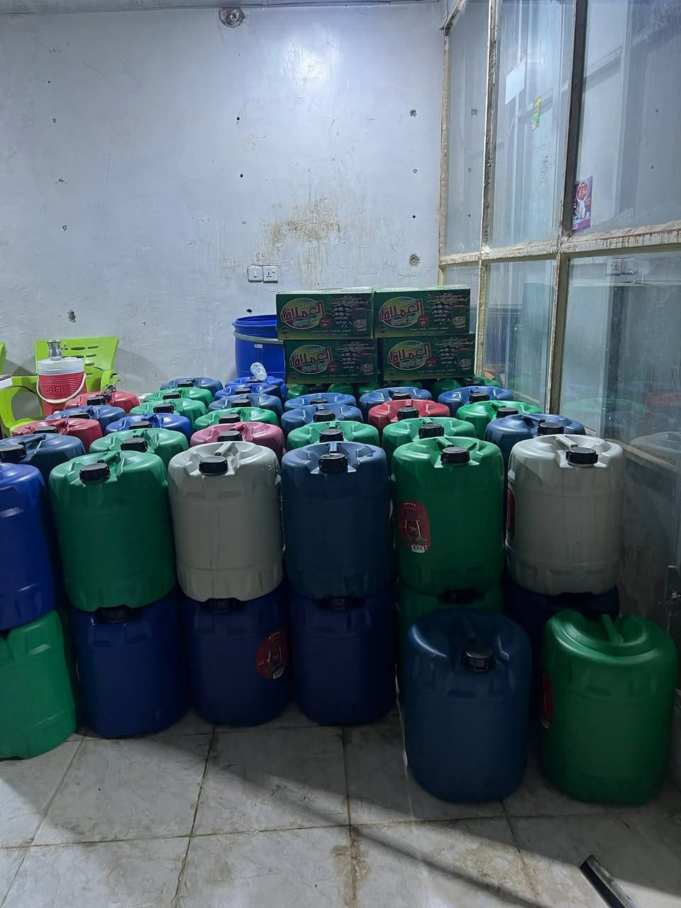 الى اصحاب المحلات و الجملة 
جلكان زاهي 20 لتر ب7 الف
جلكان زاهي 10 لتر ب4250

مع كل 50 جلكان هدية 5 جلكان قاصر 5لتر 
عنوانا المحاويل البدع الكبير شارع حلة بغداد قرب حسينية البدع
للتواصل واتساب ***********
