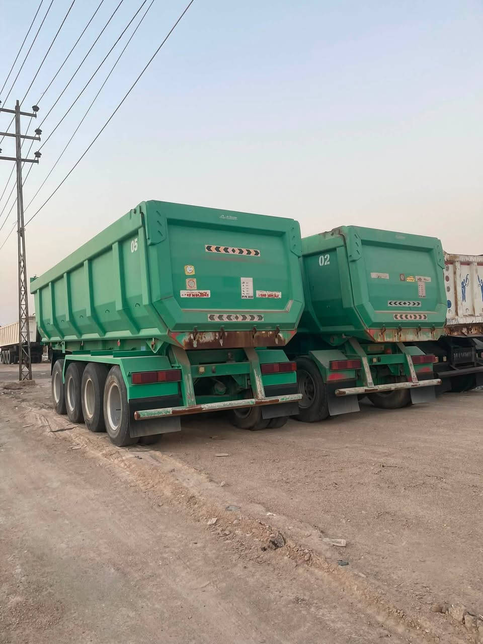للبيع عربانه نوع شيراوي 37 متر اربع دناكير وزنها خفيف مكاني البصره الزبير معرض المجتبى الشراي يتصل ***********
