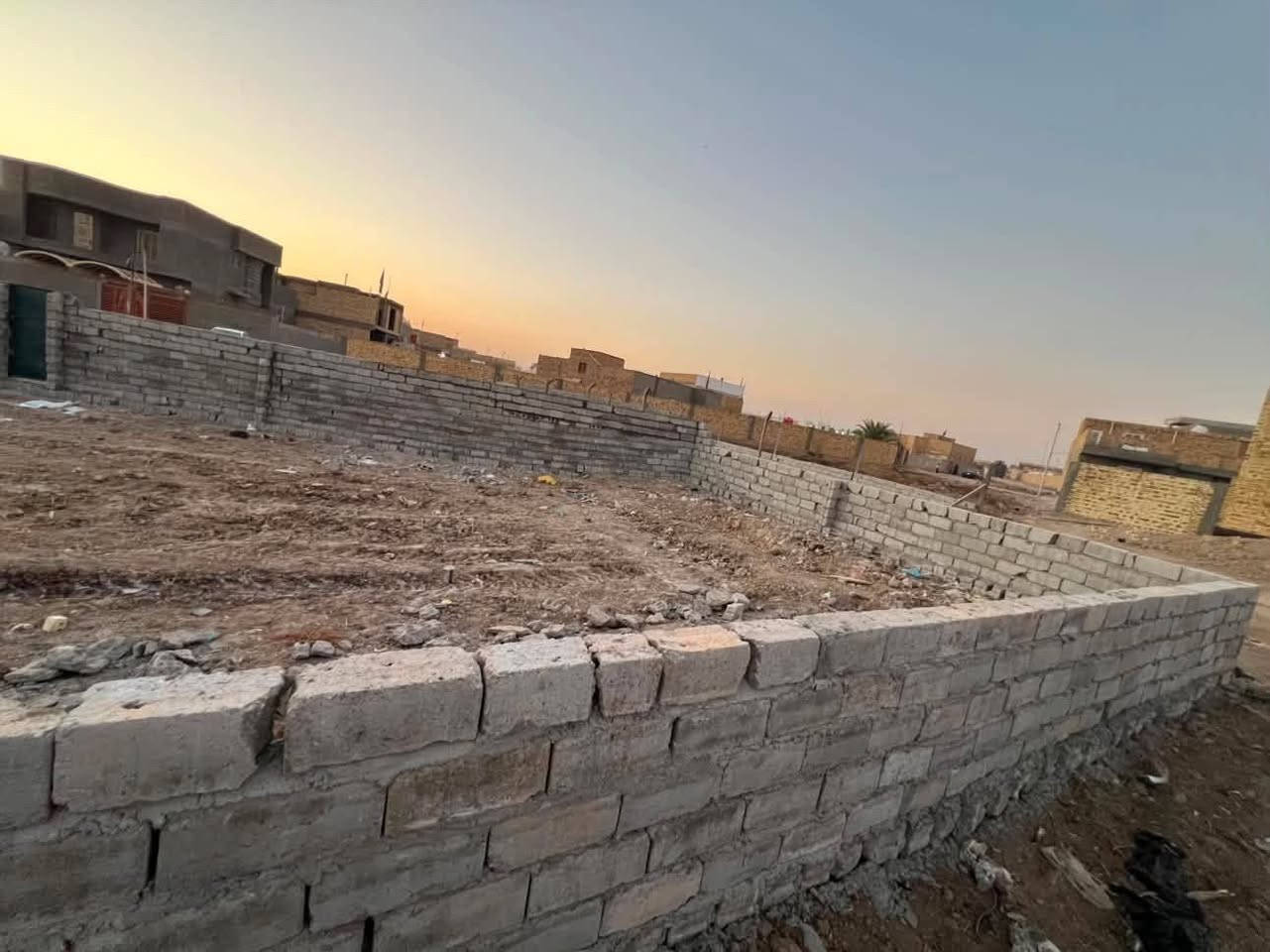 🏡 أرض طابو زراعي سند 25 للبيع

📐 المساحة: 500 متر
📜 طابو زراعي سند 25
🔒 الأرض مسيّجة بالكامل
📋 المخطط موجود وكامل

📍 العنوان: حي الأمين – خلف بانزين خانة الشموس

💰 السعر: 35 مليون
💵 يوجد مجال بسيط للتفاوض

📞 للاستفسار: ***********

🏢 أو مراجعة مكتب علاء الخالدي للعقار
📍 حي الفرات – شارع الصب
