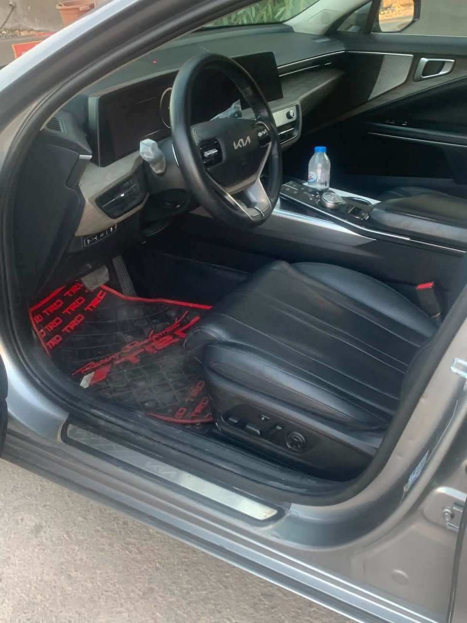 كيا k8 موديل 2023 وارد كوري غاز
بيع او مرواس بسيارة بدون رقم 
رقم بصره تحويل مباشر 
بيها 3 قطع صبغ  بدون ضربة ولا حادث 
فول مواصفات ما عدا البانورامية
بصمة 
رادار
كشنات كهربائية 
تدفاة وتبريد بالكشنات
مساج بالكشن
قيادة ذاتية
توقف ذاتي 
بردك خلفية 
بردات جانبية
شاشة متصلة
حساسات خلفية وأمامية
ويل كب 17
السعر 180

الاتصال ***********
البصره حي بغداد
