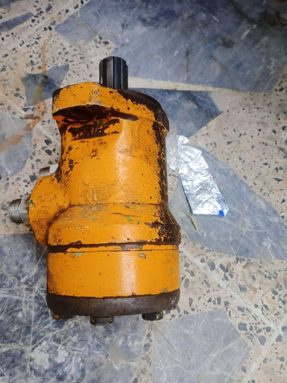 ماطور  هيكروليك مال حبل
اليفيده ينطي سعر واني ادخل خاص
