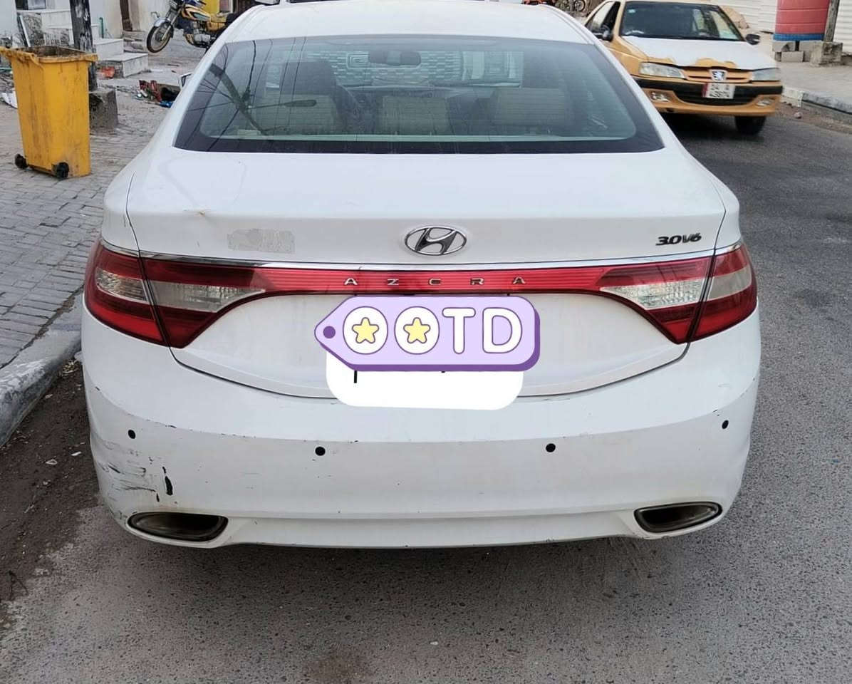 أزيرا مديل 2015 خليجي أبيض بيه ضربه أماميه بجم محرك 6 سلندر 3300 تبريد كهربائيات كله شغاله رقم أربيل بسم عربي بلبصره تحويل ثاني يوم مكانه البصره السعر 73 ورقه الشراي يتصل *********** .
