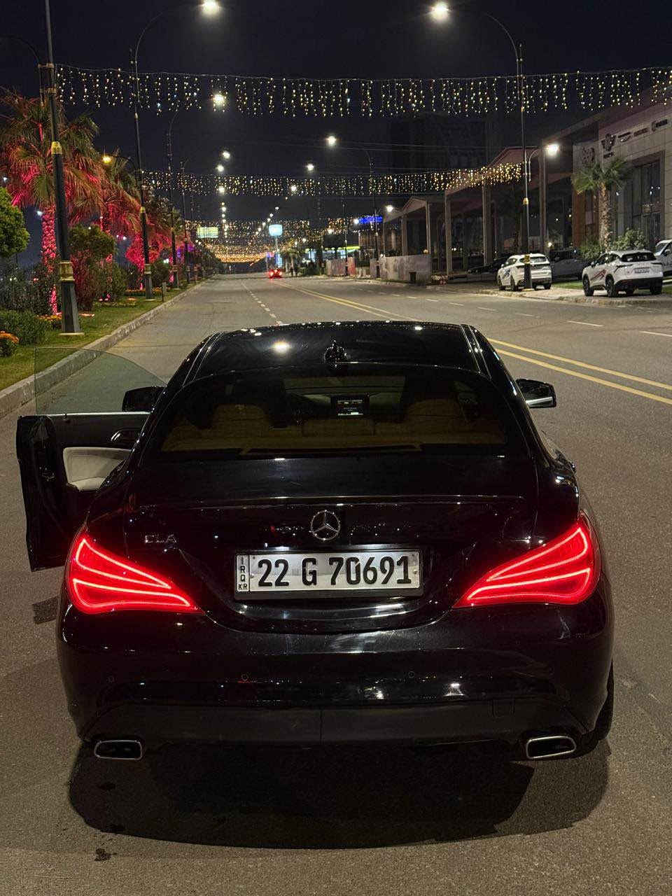 Mercedes-Benz _ CLA 250 _ 2013 _ AMG

‏‎السيارة استلام شركة مارسيدس يعني و كاله صفر شركه
ضمان دولي
...............................
السياره بدون حادث فقط قطعتين مرشوشه 
بدون دواخل بدون ايرباك 
 …………………..…………………………….
السعر المطلوب (( ١٢٢ )) ومجال بسيط
اي استفسار
*********** فقط عندي واتساب !!!
……………………………………………….
للبيع او مراوسه  بسيارة  رياضية!!! 
‏فول ‎مواصفات عدا الفتحة
مکینه 4 سلندر 20 توربو
‏‎موديل :2013
‏‎ماشيه 126 الف میل
‏‎السياره حلوه و كامله ومابيها نقص برغي
‏‎داخل کشن جلد ابیض سپورت
كشنات رياضي 
بريك بصمه
‏‎تبريد مركزي
‏‎كشنات  هيتر 
‏‎شاشه جبيره 
ماوس 
شفتات ستيرن
‏‎حساس خلفي و امامي
‏‎قياده سبورت واقتصادي Eco
‏‎تحكم ستيرن
‏‎و ستيرن كهربائي الحركه
لايت دبل عدسة 
بك لايت ليد 
‏‎كروس سرعه
‏‎مانع انزلاق و تنبيه عند الخروج عن المسار والنعس
‏‎لدات امامي و لدات خلفيه
‏‎اشاره مري
‏‎وبيه مواصفات معروفة 

‏‎رقم اربيل الجديد 
‏‎شرط تحويل + وكالة
‏‎مكان السياره دهوك
‏‎السعر:122 $ ورقه وبيها مجال بسيط 

‏‎تلفون 📞 
[***********] + وتساب دهوك, العراق
