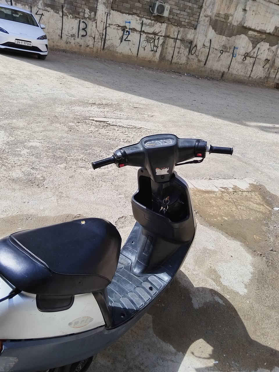 سلام عليكم ماطور بوتين للبيع نضيف وكلشي ما ناقصو وشرط هندر وأحد يشتغل النضافه كدام العين وكلشي ما ناقصو السعر 350وبي مجال للطيبين الشراي يتصل عل أرقام
***********
***********واتساب
