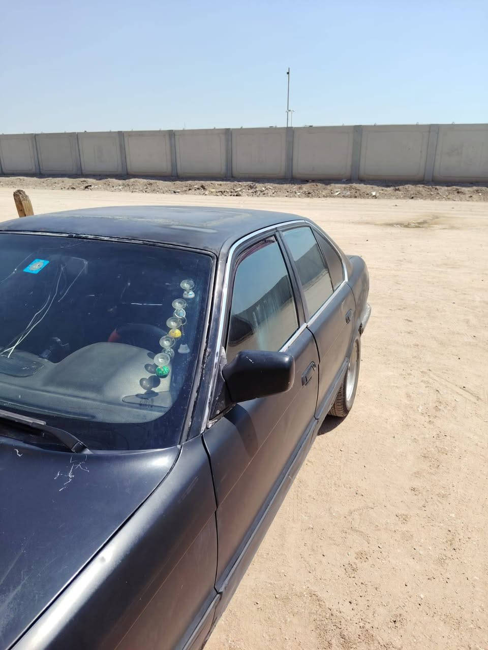 سلام عليكم 
بي إم 
للبيع فقط 
91
حجم 525 6 v مفتوح 
كير عادي رقم كربلاء الجديد مداور موجود 
السعر 27 ورقه 
للاستفسار ***********
