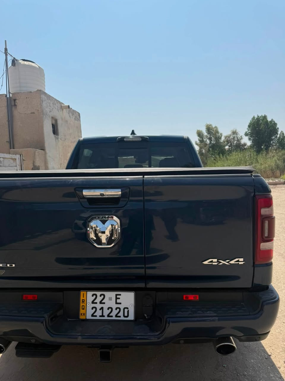 السلام عليكم رام لمتدد 2022للبيع
سياره وكاله هارلم خليجي كفاله عامة فول موصفات حساسات  سقف بنوراما شاشه تسلا كامرات 360درجة جكات خزن ميموري مقاعد كهربائيه تدفئه وتبريد للمقاعد  باب بدي كهربائي 3حركات مري كهرباء رادارات مثبت سرعه محرك 5700هيمي  استطاف ذكي (اوتو بارك) وبعد بيه هواي موصفات السعر 425$ للاستفسار ***********

