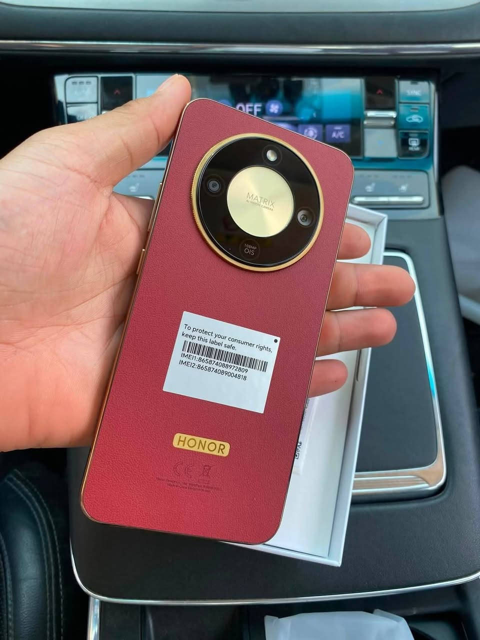 HONOR X9d 
 جهاز مرتب ونظيف جداً
 استخدام ممتاز وحالة الجهاز ممتازة
 مكاني نجف
للتواصل واتساب فقط لسرعة الرد 
***********
