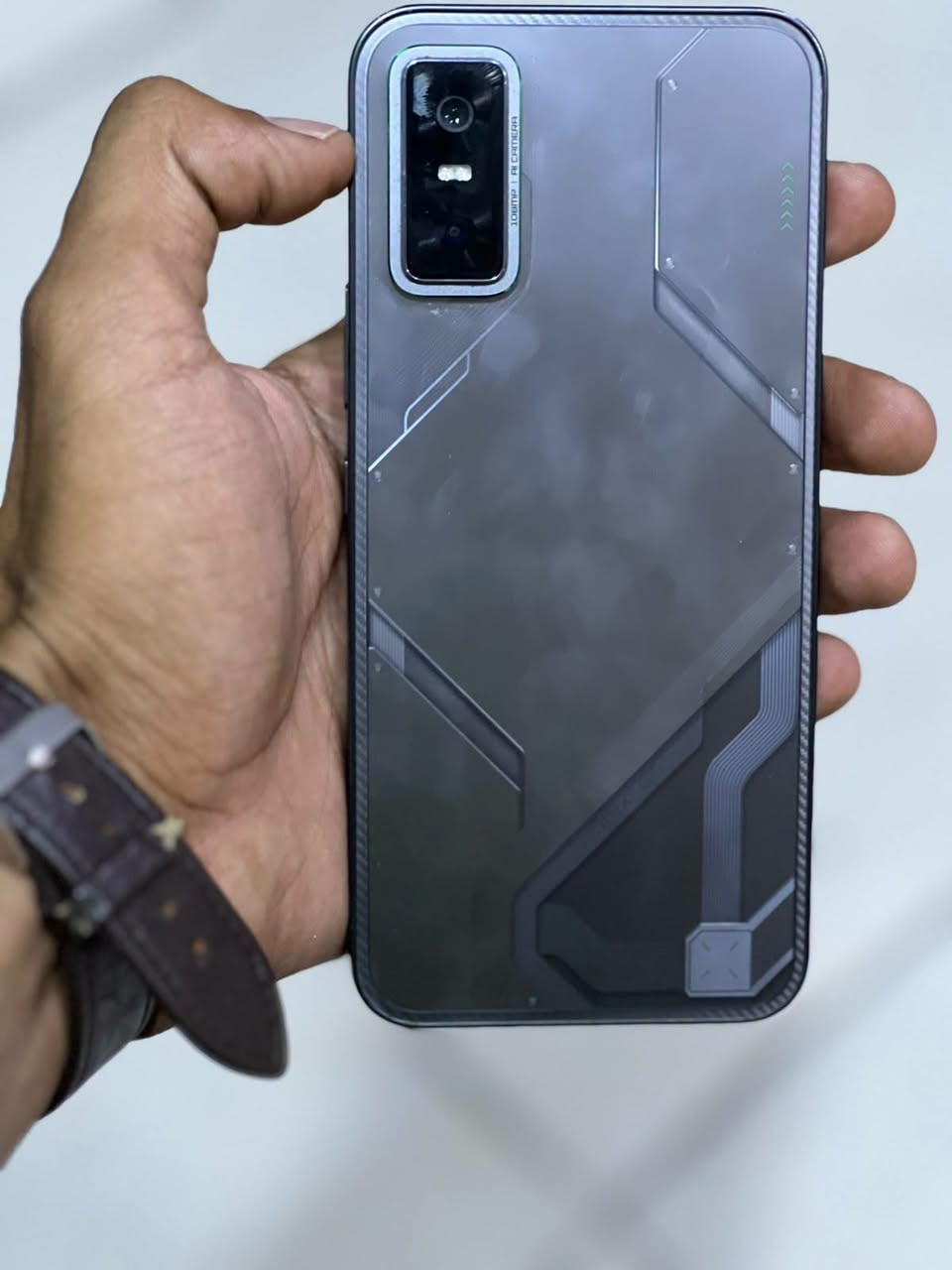 سلام عليكم

Infinix GT 30 Pro

التخزين                         250 غ.ب 

الكاميرا الخلفية                    108M+8M

الكاميرا الامامية                          13M

 
البطارية                                    5500mAh

الشاشة                                    1224x2720

إصدار                                     16

وحش الالعاب + ببجي    120فريم

للبيع او مراوس ايفون حسب القناعه متواجد فيسبوك او واتساب 

***********
