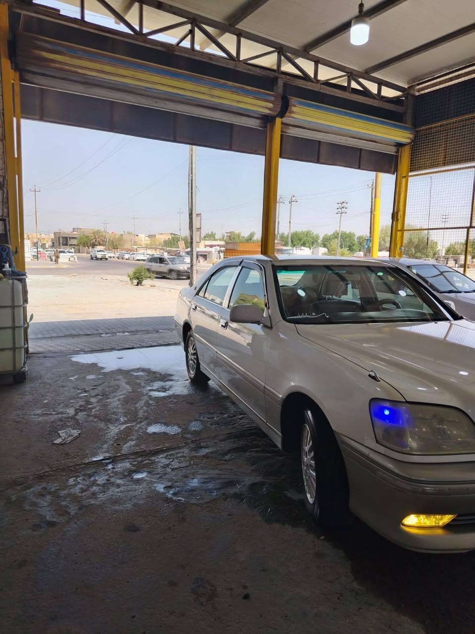 سلام عليكم ملكه 2001 شاصي 75فول ماعده الفحته كرستال اصل
رقم كركوك ت،و ،ئم سنويه عضم 
ثلاجه
4دكم
برده خلفيه
مسجل بلاتوث
تخم تاير
سبير مانازل
السياره جديده بمعنه الكلمه كل نقص مابيهه ترايك للبصره
السعر 36بيهه مجال حك الجيه
العنوان نجف رقم ***********
