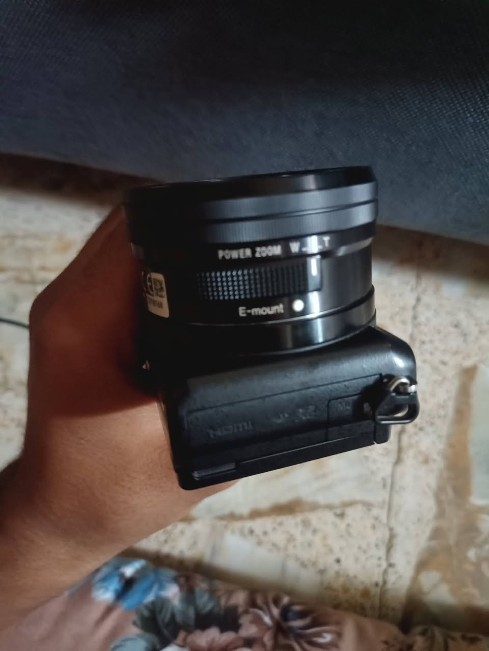 سوني a5100 قطعة نضيفه ملحقاتها ،شاحنه ،رام ،ناقل صور للهاتف,عدستها بلادي  ,للأستفسار ***********ت
