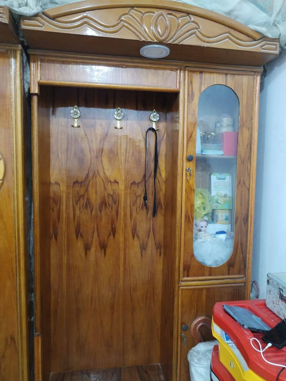 غرفه للبيع تزكام اخت الجديده سعره مليون وبي مجال رد عله الرقم(***********)
