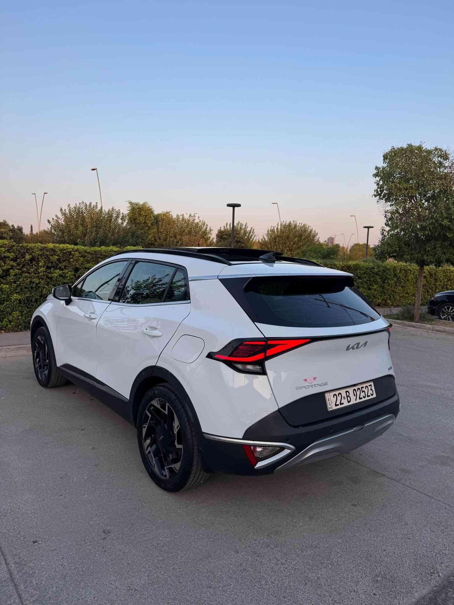 Kia Sportage 
کیا سپۆرتاج ٢٠٢٤ فول مواصفات 
خەلیجی سفری ئێرەیە
رەنگی سپی بەفری 
59,000km  کم ڕۆشتوە 
فول مواصفات 
پانۆرامە - گوشین هیتەر - سوکان هیتەر - بەسمە و شغال - ٣ مۆدی رۆشتن - سندوق شفت - ڕادار - کامێرە و حساس - لایت لید 

گێر و مەکینە و کارەبایات بێ کێشەیە 

بەناوکردنی بەشەرت 700$ غرامە پاش معامەلە دەتدەمەوە  

١ دەرگای پشت سایەق بە بیلادی شەریکە گۆڕاوە 
٢ بست بۆیاغی هەیە لە چاملغی پشتەوە 
٢-٣ جێگا تعدیل ساردی پێوەیە 
ئێرباگ هیچی نەتەقیوە 

سعری 188$ وەرەقە و مەجالی فرۆشتنی تێدایە 

رقم مۆبایل + واتساپ + ڤایبەر 
***********
0️⃣7️⃣5️⃣0️⃣3️⃣4️⃣7️⃣1️⃣3️⃣7️⃣0️⃣ شقلاوة, أربيل

