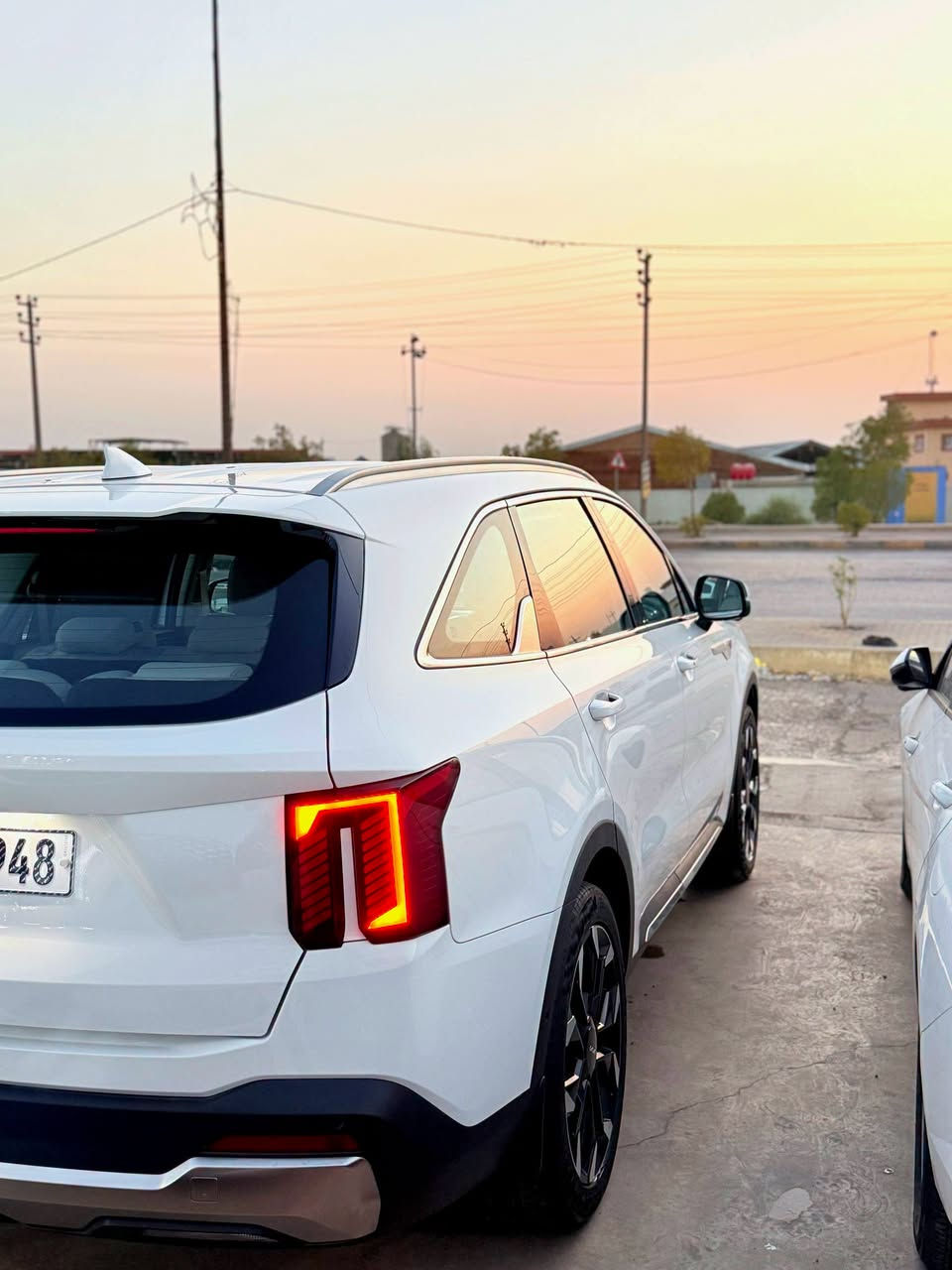 كيا سورنتو  2025  خليجي
رقم بغداد  الدولي ضمان الدولية
بيع أو مراوس حسب القناعة 

v6.  3500 محرك
🔥المواصفات 🔥
5 كاميرات 🔥
تتقدم وترجع بالبصمة 
داتا شو
بصمة
ويل 20
ماشية 25 الف
تشغيل عن بعد 
هاند برك كهرباء
كراسي كهرباء 
صندوك كهرباء
دشبول شاشة متصل 
لايت زنون
بك لايت led
حساس امامي
حساس خلفي
ويل كب كروم  
بردات خلفية
7 راكب
تحكم مقود
درايڤ مود 
اوتو هولد 
شاحن لاسلكي
كير ماوس
تبريد 3 قطع
تحكم شاشة وتبريد لمس 
بلوجكتر زنون
مانع انحدار 
مانع انزلاق
اريل رادار
سيارة كفاله عامة للخير وبيه سونار

مكان السيارة الديوانية معرض الوطن 
السعر أتصال أو خاص 
سجاد زمان ***********
