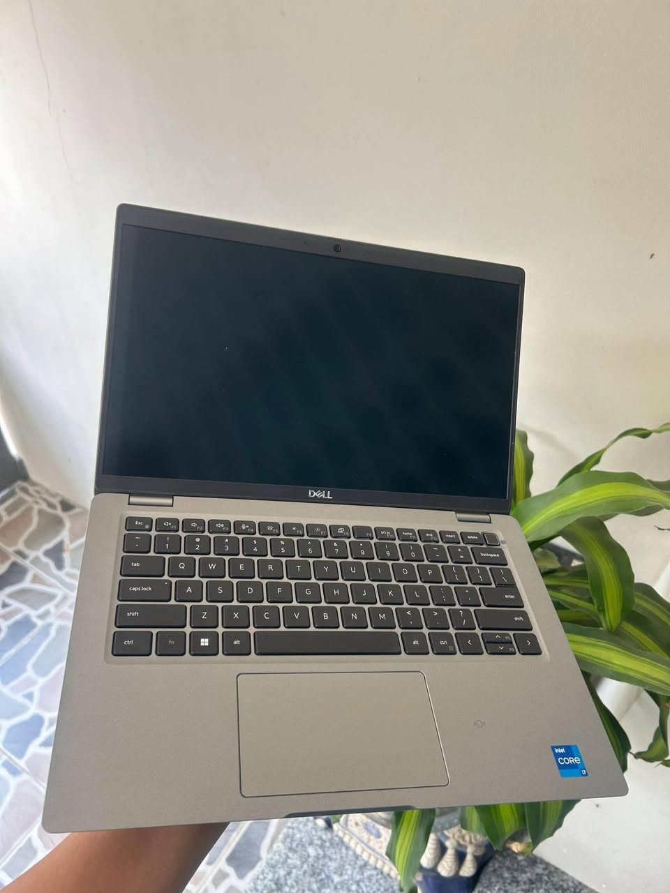 لابتوب Dell Latitude 5421 الجيل الحادي عشر فئة H

🔥 أداء قوي بحجم عملي ومناسب للدراسة والعمل

🔹 المعالج: Intel Core i7 الجيل 11 فئة H 
🔹 الرام: 8GB DDR4 قابلة للتطوير 
🔹 التخزين: 256GB SSD M.2 قابل للتطوير 
🔹 الشاشة: 14 إنج FHD لمس 
🔹 كرت الشاشة: Intel UHD 4GB Graphics 
🔹 جهاز عملي وقوي للاستخدام اليومي، الدراسة، البرمجة، الأعمال المكتبية والهندسية.

🎁 الهدايا:
 ✔️ ماوس ✔️ حقيبة لابتوب ✔️ Mouse Pad ✔️ الشاحن الأصلي

📍 العنوان: بغداد – الأمين الثانية 🚚 التوصيل متوفر

📱 واتساب للتواصل : ***********
السعر 485 الف فقط
