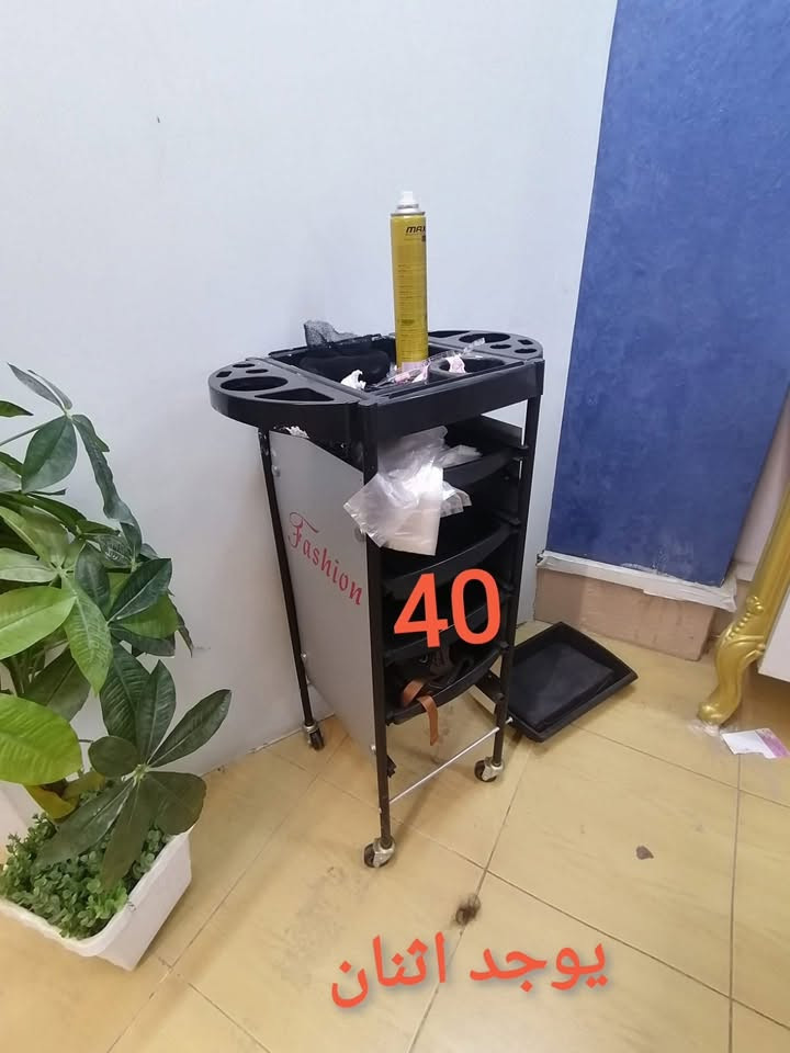 اغراض  مركز تجميل للبيع 
العنوان كربلاء  الحر الصغير
التواصل على الرقم 

***********
