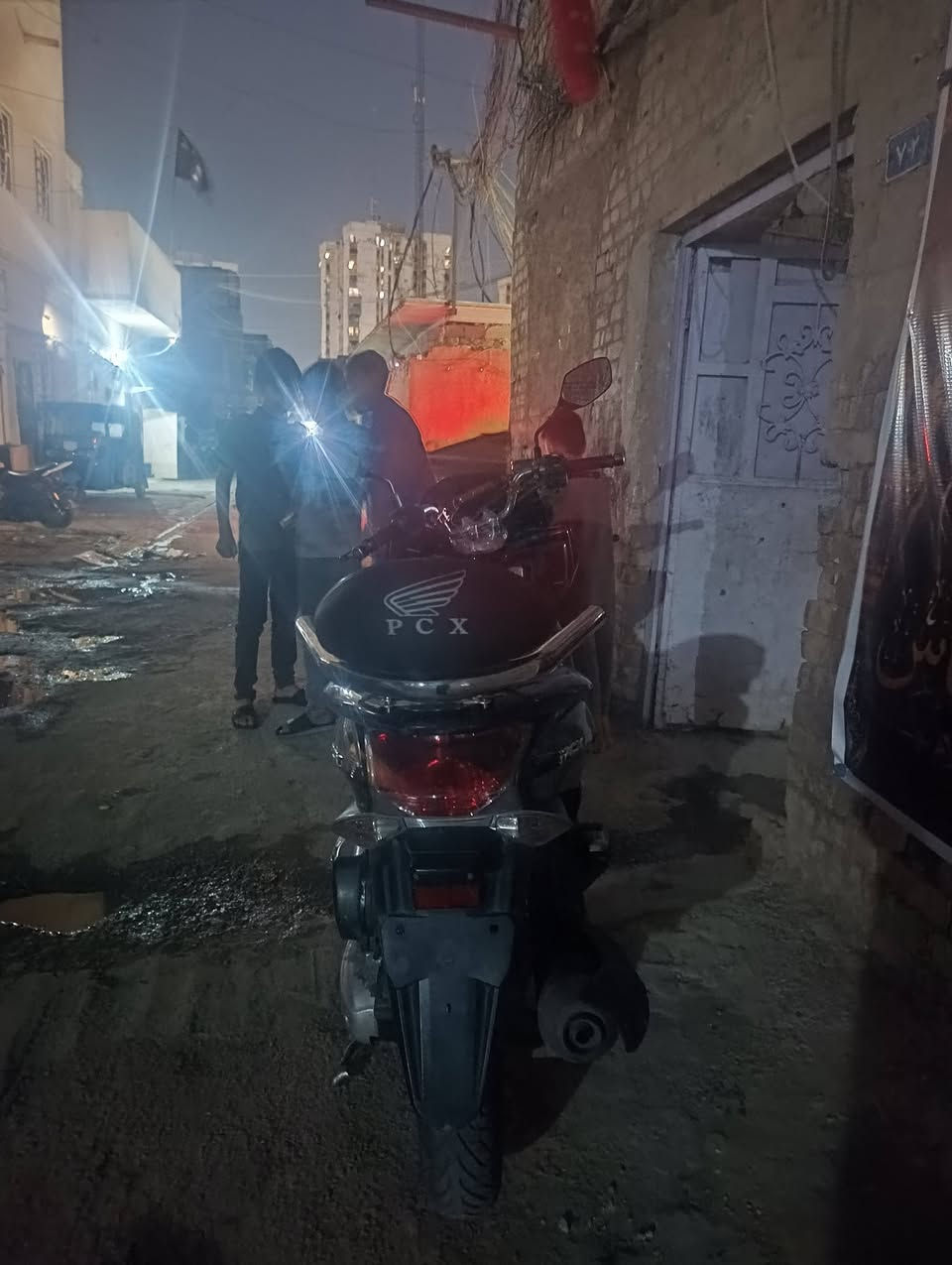 دراجه بي سي اكس الجيل الاول من اكلك رمبه رمبه اي نقص مابيهه معدل شلعه فول كهربائيات اي نقص مابيهه السعر مليون و150غفل لا اعاملك ولا تعاملني مستعجل على بيعتهه المكان بغداد شارع حيفا/***********
