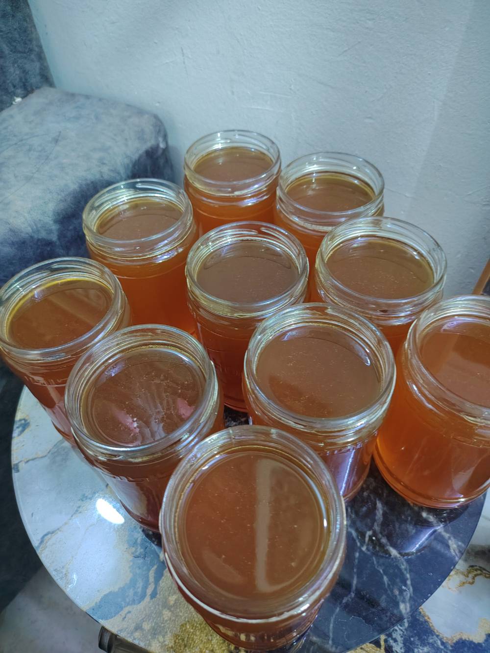 عسل طبيعي • علبة • توصيل