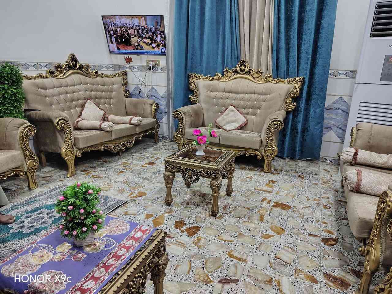 زان ملكي • ١٥ مقعد • نظافة ٩٥٪