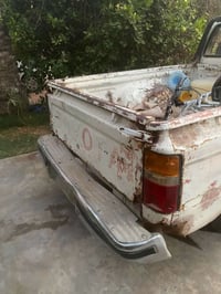 للبيع  بكم 92 سياره كير اتوماتيك محور بطه محرك بي تبخير  والكير بالشرط...