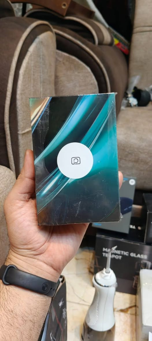 فينيستيك مشغل MP3 بسعة 96 جيجابايت مع بلوتوث 5.0 مشغل صوت رقمي 26 مع مكبر صوت عالي الصوت.
* متوفر توصيل إلى جميع المحافظات بتكلفة 5 الاف دينار . 
* السعر    40 الف   .
* للتواصل اتصل على هذا الرقم  +9647746885550.

نص مكتوب في الصور:
- Metal Body & Glass Back 60mm(2.36") 102mm(4.0") 14mm(0.55")