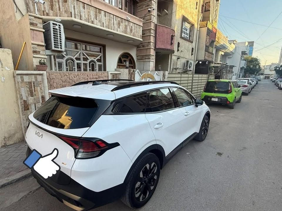 سبورتج اكس لاين وارد امريكي
حادثها جاملغ وباب عكس السايق وسونار مرفق مع الصور 
ماشية ١٧ الف ميل 
فول مواصفات 
كشنات جلد كهرباء 
بانوراما 
رادارات امامي وخلفي وجانبي
حساسات وكامره خلفية 
تبريد بيانو 
شاشة متصل
مكينه ٢٥٠٠ 
السعر ٢١٥
للاستفسار ***********
