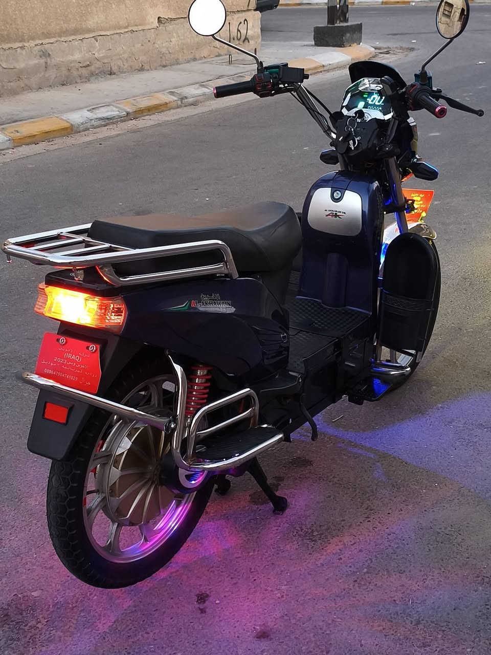 دراجة هارلي الاخوين موديل 24 فوول نظافة ومناقصها اي شي ..
البطاريات🔋 فول وعالفحص💯 ..
الكهربائيات كلها شغالة .. مانع سرقة .. تشغيل عن بعد.. نظام R رجوع للخلف .. لايت عالي ناصي + زوج زنون اضافي .. دبل اشاره .. اشاير ➡️⬅️ .. اربع سرع .. تثبيت سرعة .. بك لايت رماش .. اضوية جانبية ملونة ..
الدراجة نظيفة حيل ومناقصها شي ..
السعر .. 450 .. وبيها مجال .. 
*********** .. واتساب ..
