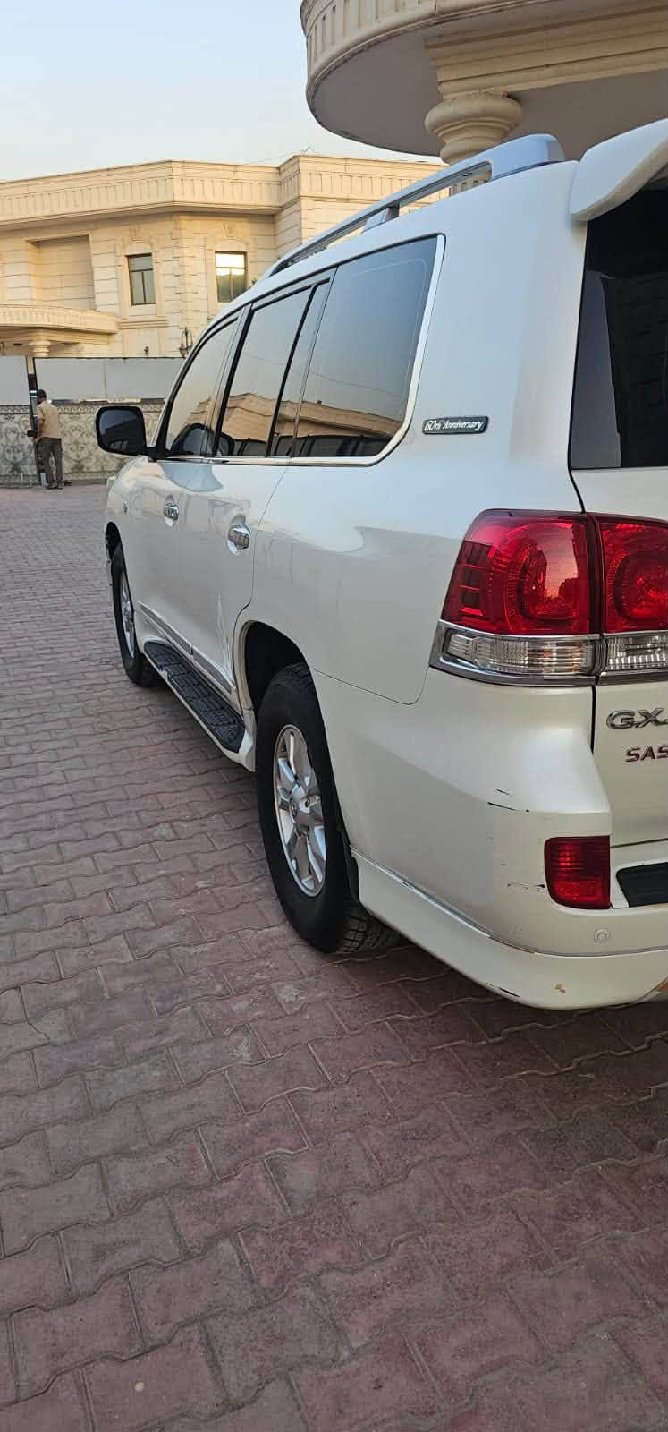 لاندكروز • ٢٠١١ • ماشيه ١٦٠٠٠٠