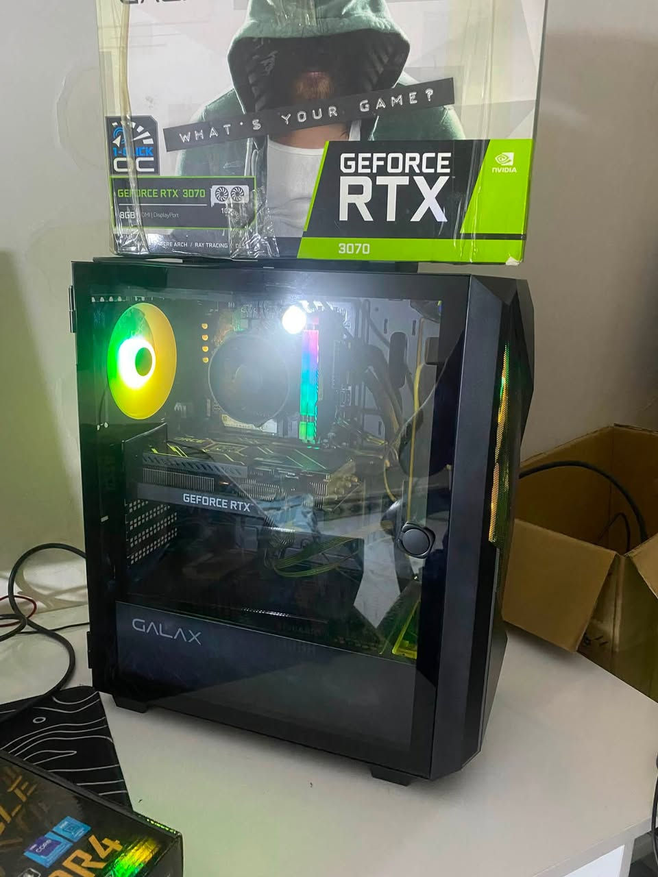 السلام عليكم تجميعة للبيع مكفول ومستخدمه قليل
مواصفاته 

cori 5 12400f 

RAM 16 3200 RGB 

كرت شاشة 3070 galax OC 

H610 GIGABYTE 

SSD 256

HHD 1000

P S 650 W    

 

سعر 940

مكان كوت للاستفسار خاص او ***********

كراتين القطع كله موجودة
