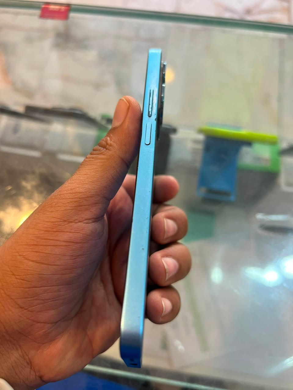 السلام عليكم  
هونر ٩٠ لايت للبيع 
Honer 90 lite
ذاكرة 256GB
حجم البطارية (4500mAh)
الكامرة  (100MP)
الجهاز نضيف مثل ما موضح بالصور تجي تفحص 
***********
