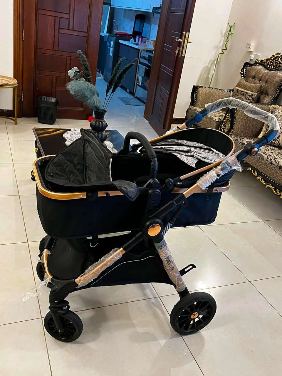 عربانة طفل vip
تصير منام وتصير كعدة جديده بنايلون  مثل ماموضح بصور اخذتهة ب١٣٠ الف قبل شهر
ورايدهة ب٩٠ الف
مكاني بغداد السيدية قرب تقاطع درويش
***********
