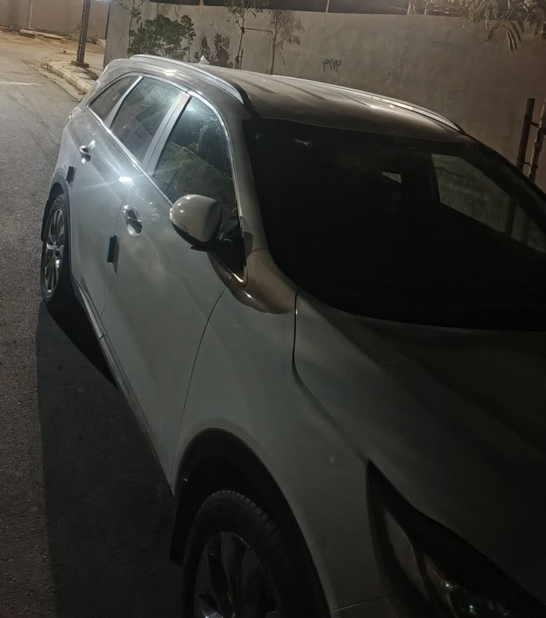 ‏للبيع 
‏
‏سورنتو 2020 خليجي
‏ ماشيه ١٢٣ الف فقط جرس شغال 
‏
‏- رقم واسط
‏
‏- اريل ابيضّ
‏
‏- 7 راكب
‏
‏- 6 سلندر
‏
‏- بصمة تشغيل وبصمة ابواب
‏
‏جنطه كهربائية 
‏
‏مانع انزلاق 
‏
‏- شاشه لمس
‏
‏- 2 كشن كهرباء
‏
‏قماره حديد
‏
‏- لايت زنون ابيض
‏
‏دبل شباك
‏
‏- مري شفط تحكم عن بعد
‏
‏- نضام أواكس + بلاتوث
‏
‏- بردات داخليه بلادي
‏
‏- يدات نيكل ستيل بلادي
‏
‏- اشارة ترحيب عند الاقتراب
‏
‏- علامة سورنتو بالدواسه
‏
‏- تخم تاير جديد 
‏
‏- 3قطع تبريد  
‏
‏- كامرة خلفية دواره
‏
‏- وياله على 19 كروم 
‏
‏- جنطه ذكية
‏
‏- تشغيل بصمة
‏
‏- السنوية رسمي
‏
‏- حساسات اماميه _ خلفيه
‏
‏السعر   ٢٤٥
‏
‏- عنوان واسط الكوت الدجيلي
‏
‏- للتواصل على الرقم التالي 
‏‪***********‬
‏***********
