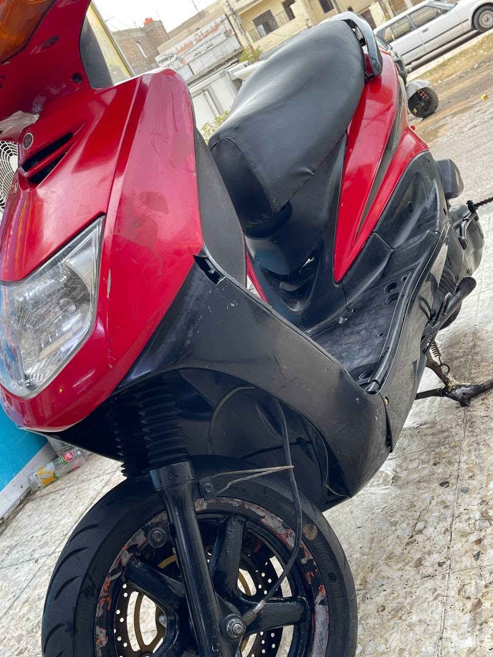 سلام عليكم سكنس نثيه سرعه 110  دراجه حلوه وناعمه هندر وسلف كهربائيات كلها شغاله كفرات كامله  سعر 350 ويبها مجال عنوان بغداد حي اور ***********
