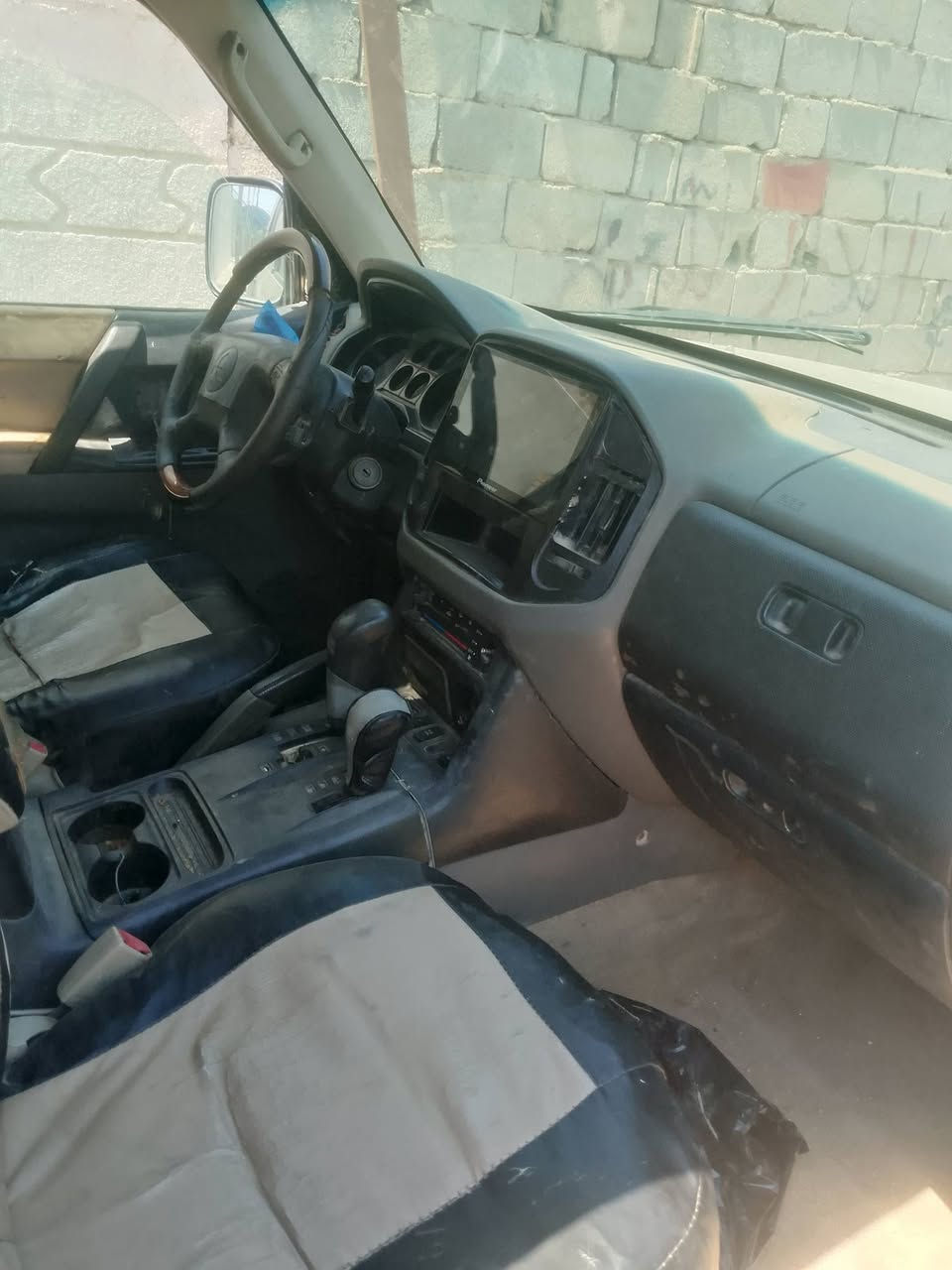 سلام عليكم باجيرو موديل 2002 محور كير مكينه فيفيتي مكينه بيه صوت كير جديد سياره مرتجيه رقم نكليزي تحويل مباشر سنويه لحد 30 كهربائيات جام كله شغاله حداديه حلو باور كفاله من كص ونقل سعر 33 بيه مجال مرواس بجنوان ملكه ادوت مكاني البصره سياره شغاله حالين بس صوت بيه مزعج جداا اتصل وتساب ***********
