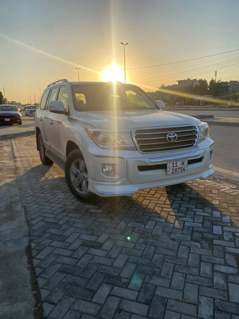لاندكروز بريم • ٢٠١٤ • ١٢٤ الف