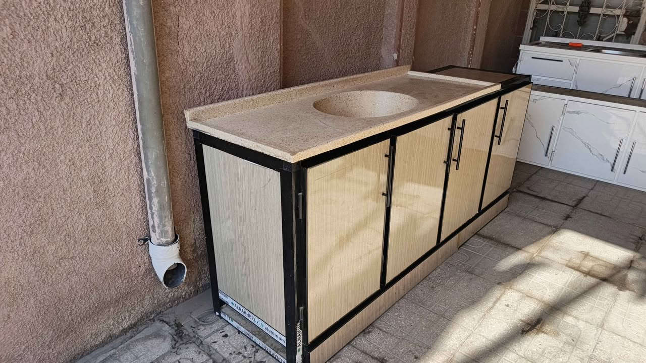 🔥 للبيع سنك مطبخ بحالة جيدة 🔥

✨ سنك عملي ومناسب للمطبخ أو الاستخدام الخارجي
✅ نظيف وحالته جيدة
💧 يوجد فطر خفيف فقط، ولا يوجد تسريب ماء

💰 السعر: 110,000 دينار عراقي

📍 الموقع: بغداد – الدورة – شارع الساعاتي
📞 للتواصل واتساب واتصال: *********** بغداد, العراق
