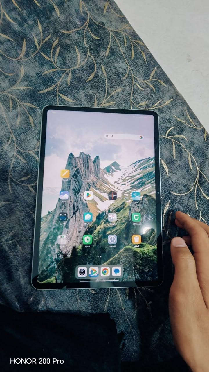 📱 للبيع Xiaomi Pad 7 – مواصفات قوية جدًا 🔥
✨ الموديل: Xiaomi Pad 7
🖥️ الشاشة: 11.2 بوصة
🔥 الدقة: 3.2K – ‏3200×2136
⚡ معدل التحديث: 144Hz
🌈 الشاشة: HDR10 + Dolby Vision + ألوان DCI-P3
☀️ السطوع: يصل إلى 800 nits

🚀 المعالج: Snapdragon 7+ Gen 3 – بدقة تصنيع 4nm
🎮 المعالج الرسومي: Adreno GPU
💾 الرام: [RAM: 8GB + 4GB]
💽 التخزين: [256GB]

🔋 البطارية: 8850mAh
⚡ الشحن: 45W Turbo Charging
🔊 الصوت: 4 مكبرات صوتية + Dolby Atmos

📸 الكاميرا الخلفية: 13MP – تصوير 4K
🤳 الكاميرا الأمامية: 8MP

📡 الاتصال: Wi-Fi 6E + Bluetooth 5.4
🔌 المنفذ: USB-C 3.2 Gen 1
🧭 يدعم: Gyroscope + مستشعرات متعددة
💻 النظام: Xiaomi HyperOS 2

📏 السماكة: 6.18mm
⚖️ الوزن: 500g

🎮 مناسب جدًا للألعاب مثل PUBG، الدراسة، مشاهدة الأفلام، التصميم وتعدد المهام.

📦 الحالة: [مستعمل ]
🎨 اللون: [رصاصي ]
💰 السعر: [375الف]
📍 الموقع: [فلوجه حي نزال ]

📩 للمهتمين مراسلة خاص.  ***********
