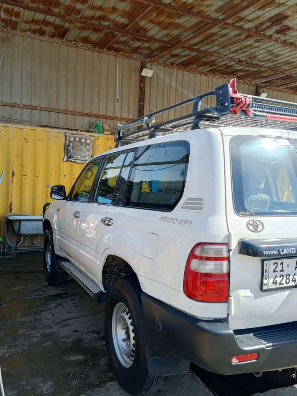 لاندكروز مونيكان موديل 2000 فول عادي السيارة بانزين وبيها غاز 80 لتر السيارة جاهزة خير من الله مكانها بغداد الزعفرانية
بسم ولد من اهل الكوت السعر 120 ورقة
***********
