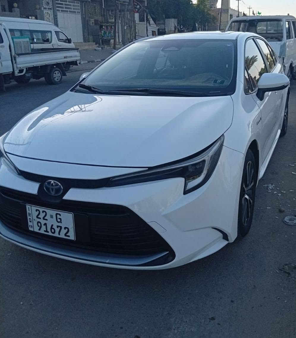 ---
🚗 *تويوتا كورولا ليفن هايبرد 2024 للبيع - 

*تفاصيل السيارة:*
- ماشية: 35 ألف كم فقط
- اللون: ابيض لؤلؤي
- الداخلية: جلد احمر فاخر 🔴
- المحرك: 1800 هايبرد اقتصادي
- *الرقم: اربيل* 
- *العنوان: النجف*

*المواصفات:*
- شاشة كبيرة + بصمة
- كاميرا + حساسات
- فتحة سقف
- تبريد قطعتين ثلج
- بارد - باب وجاملغ فقط

*السعر: 138 ورقة وبيها مجال*

*للتواصل: ************

حالة ممتازة - جاهزة للتسجيل - تريد وكالة تريد مداور

نص مكتوب في الصور:
- تويوتا كورولا ليفن هايبرد 2024 للبيع – نسخه هايبرد فاخرة تفاصيل السيارة • ماشية: 35 ألف كم فقط • اللون: ابيض لؤلؤي • الداخلية: جلد احمر فاخر • المحرك: 1800 هايبرد رقم اربيل المواصفات • شاشة كبيرة + بصمة • كاميرا + حساسات • فتحة سقف • تبريد قطعتين • بارد – باب وجاملغ فقط السعر: 138 ورقة وبيها مجال HYBRID 1800 العنوان: النجف للتواصل: *********** حالة ممتازة • جاهزة للتسجيل • للجادين فقط