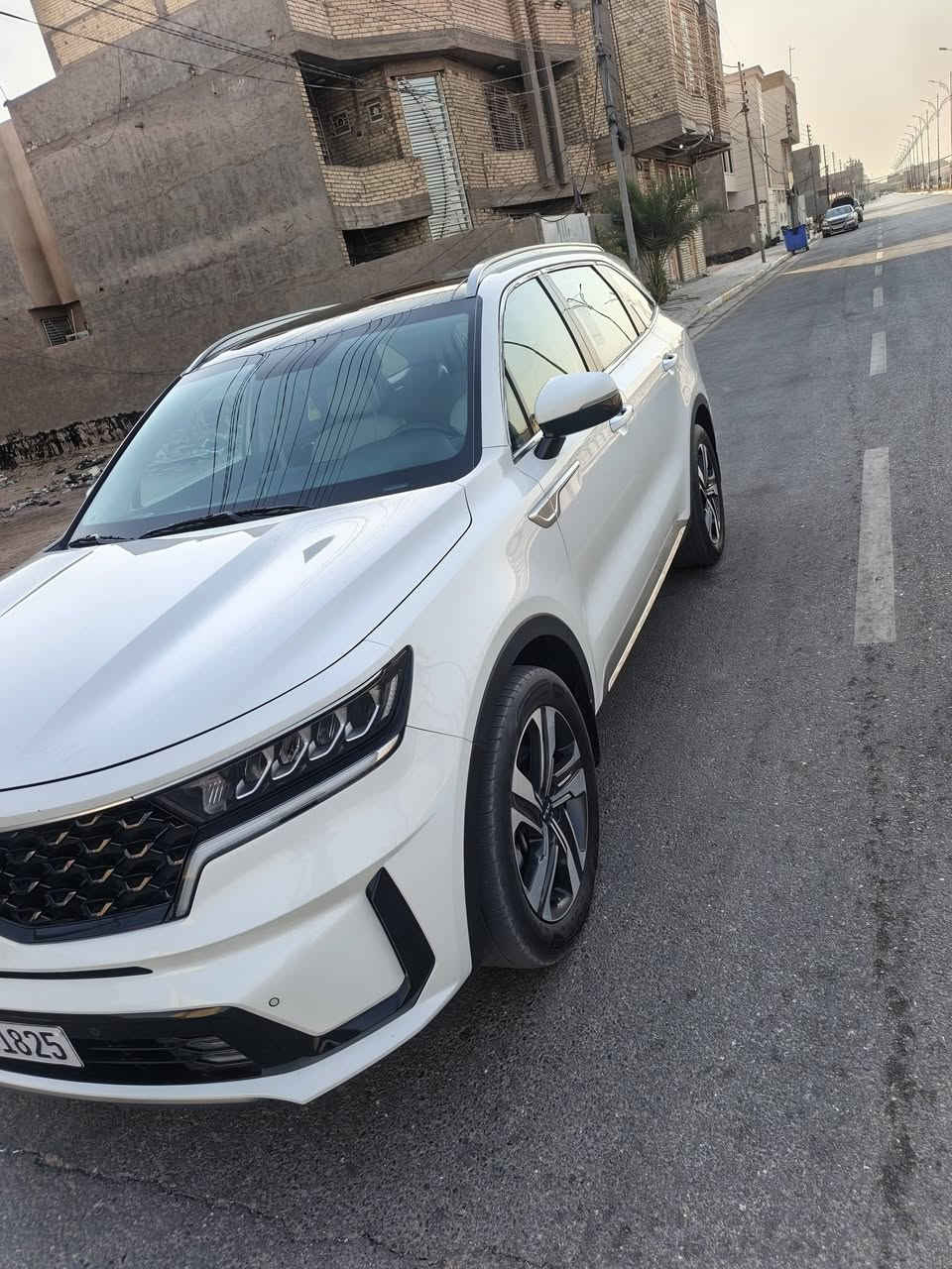 سلام عليكم سورنتو 2023 6سلندر 7راكب 3 قطع تبريد فور ويل السياره فول 1/1 مكفول كفاله عامه من الصبغ بيه اصبعين بارد قبق الجنطه بدون صبغ بنراما كير ماوس وييل كروم 19 ماشيه 72الف رقم أربيل الجديد بسمنه تريد تحويل أو وكالة السنويه لل29 العنوان كربلاء الانتفاضة الثانية السعر 273 للشراي وبيه مجال و السونار موجود 
***********
***********
