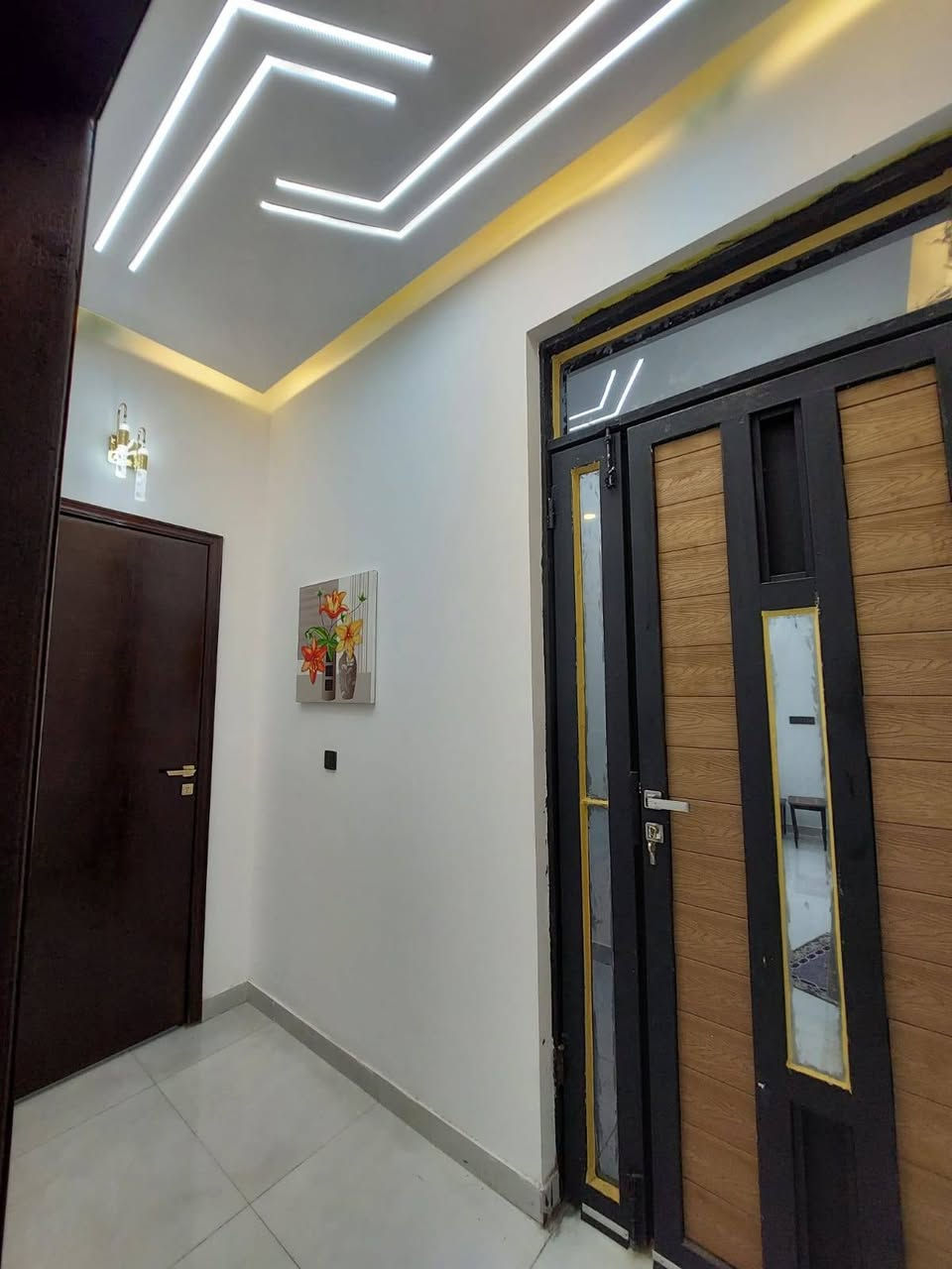بيت ٢٠٠ متر ع ساحه وشارع بالموحيه مقاطعه ٣٩ قاطين كونكريت مسلح مطلوب إسكان ٦٠ مليون يتكون من ٢ غرفه واستقبال ومطبخ وصاله وصحيات والطابق الثاني ٤ غرف بيت جديد ابو كيان ***********  لمزيد من العروض ادخل على رابط كروب الوات ساب
https://chat.whatsapp.com/FmpEecBasdwIruejFomvi8?s=cl&p=a&mlu=4
