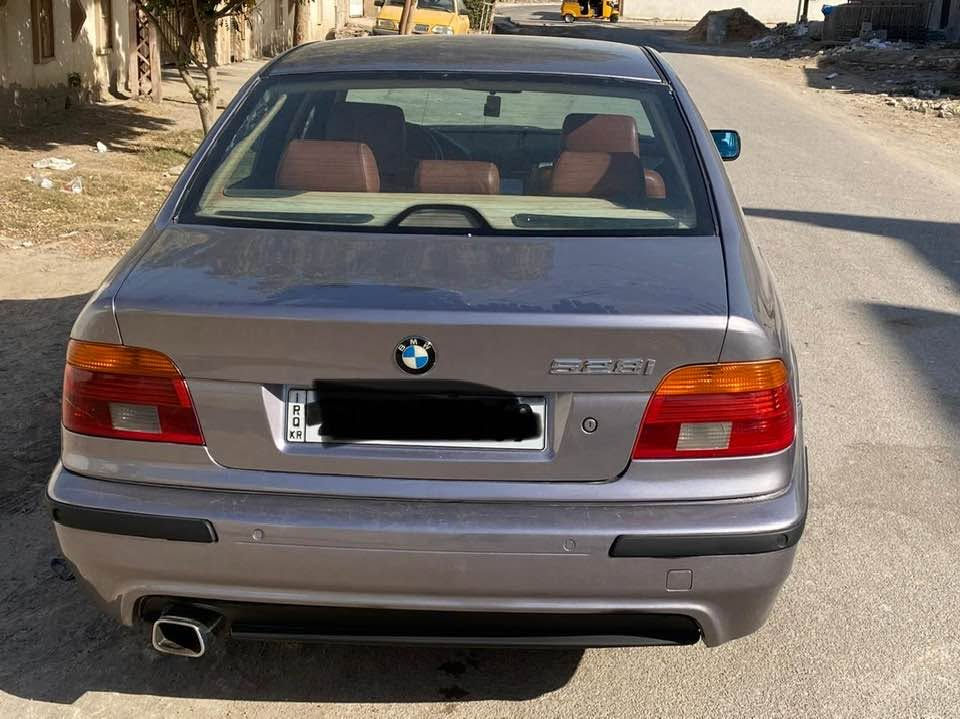 بي ام صقر 2000 محرك 28 جديد السعر 98 $ السيارة تشتغل على منضومه الغاز رقم شمالي  للمعلومات اتصل ***********
