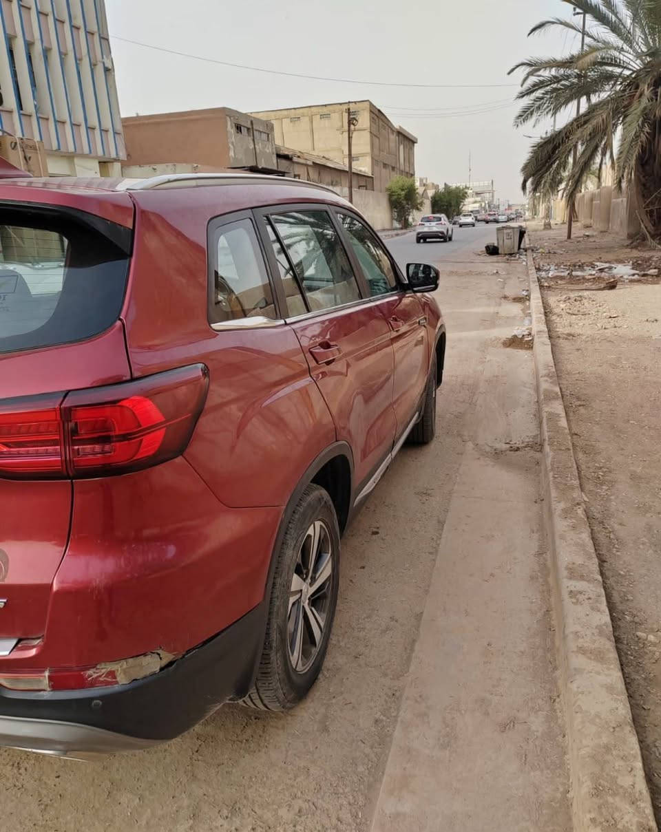 السلام عليكم للبيع شانجان 2019 cs75السياره وكاله شانجان حره تحويل ثاني يوم مكان السياره بغداد الزعفرانية المواصفات بصمه تشغيل وبصمه دخول بانوراما كشنات جلد شاشه كبيره تحكم لمس نظام توقف ذاتي (اوتوهولد)المقاعد الاماميه تبريد اشايربلمري 3انضمة قيادة محرك 1800 تيربو ليد امامي وخلفي تبريد قطعتين ثلج مع نظام تهوية بعد الإطفاء رادارات امامية حساس امامي خلفي 
دشبول ابواب كشنات جلد
فول تحكم ستيرن 
كير مكينة مكفولة 
السيارة بيها صبغ جاملغ ودعامية اثر طخطخات 
لغد وشاصي مكفول
ماشي 46 الف 
السعر 120 وبي مجال 
للمعلومات الاتصال على الرقم ***********
