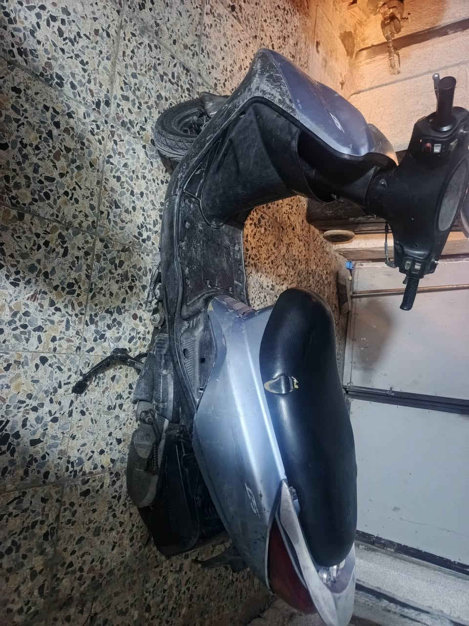 دراجه بريز سعرته 140 شغاله نكره سلف فقط بوربرينات مال اكسل كايمات بغداد الشعله سعره 350 وبيه مجال ***********

