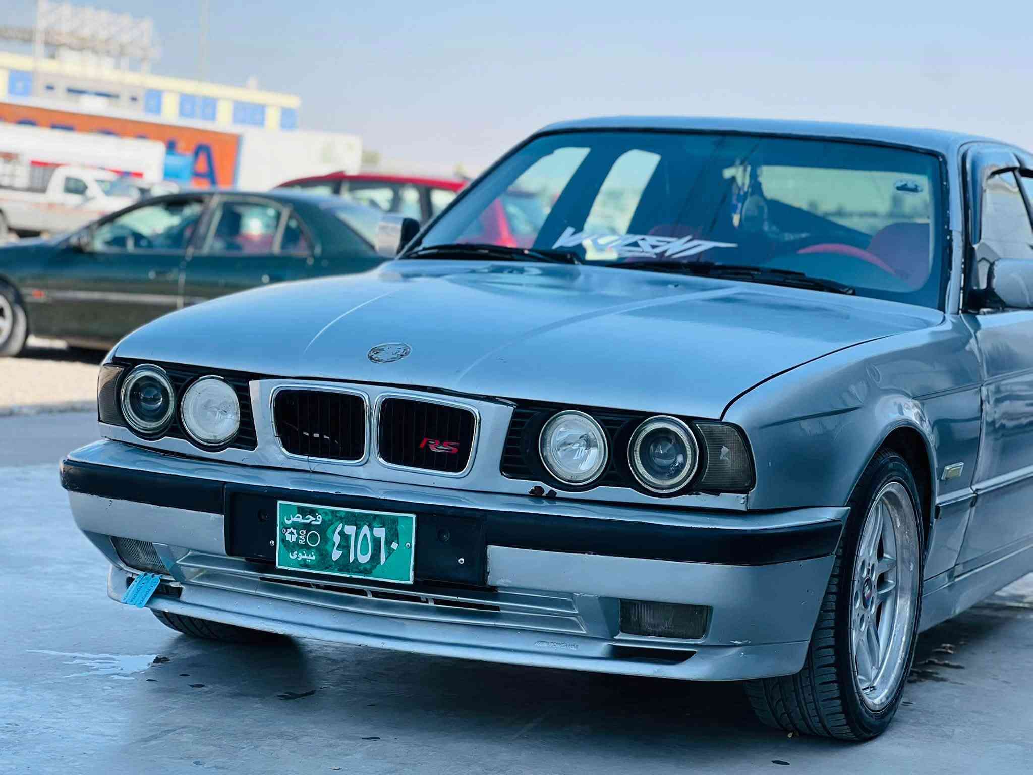 بي إم ٥٢٥ • ١٩٩٣ • جير عادي